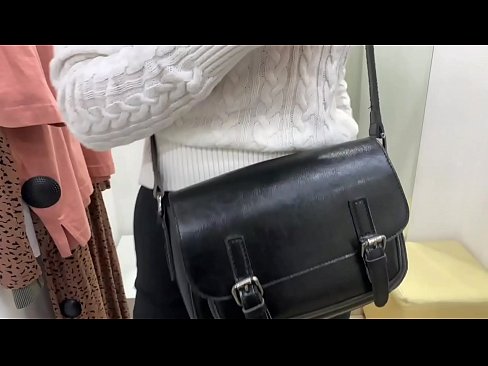 ❤️ Publiczna masturbacja młodej suki FeralBerry z dildo w przymierzalni ❤️ Porn video at pl.yourxxxvideos.ru ❌️❤
